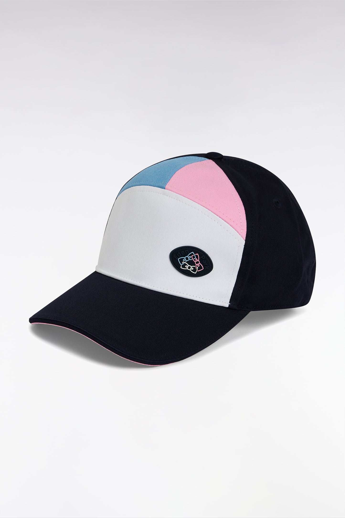 Casquette en twill de coton tricolore badge en silicone