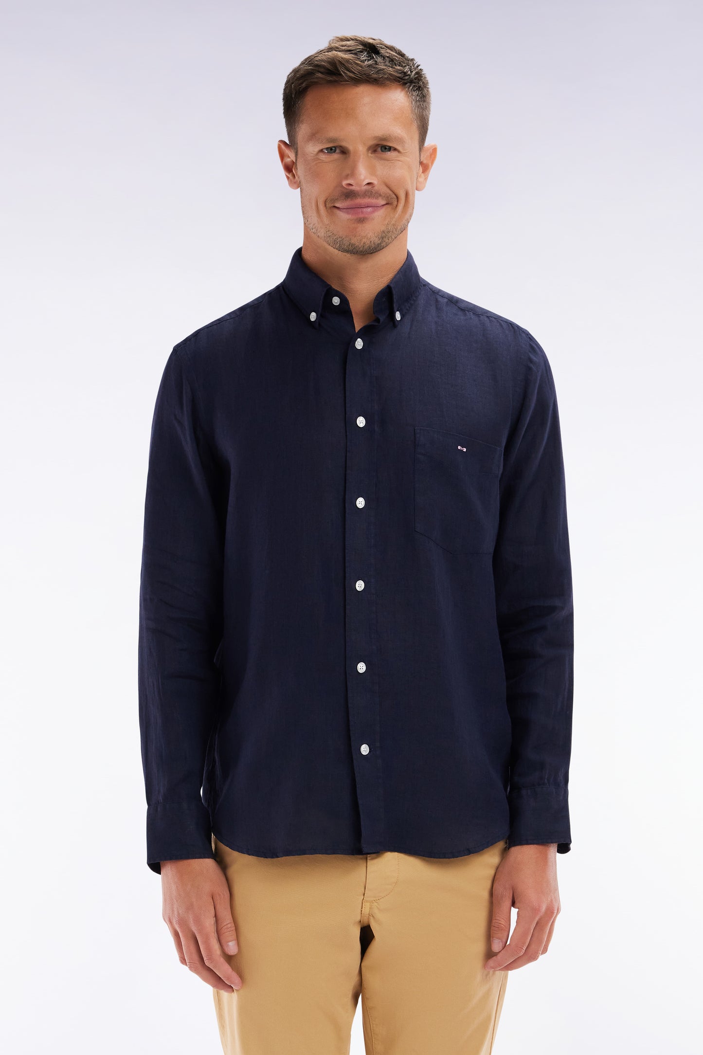 Chemise en lin marine unie coupe droite