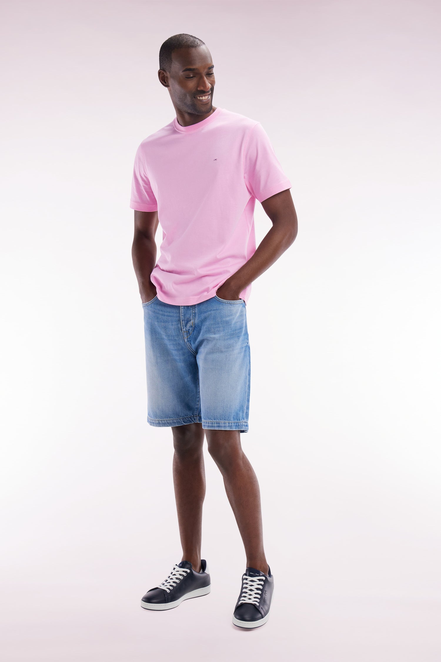 T-shirt en coton Pima rose broderie dos coupe droite