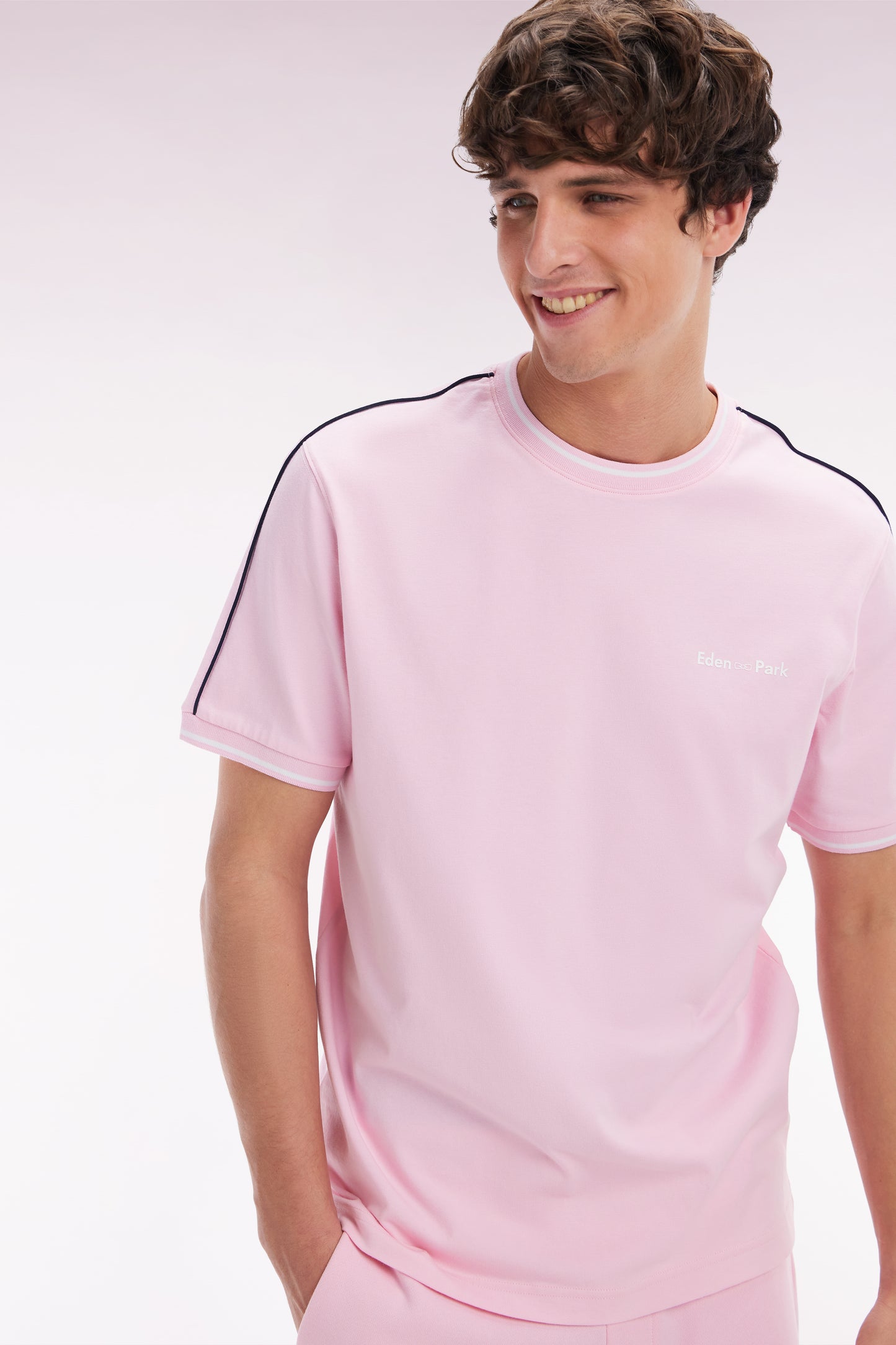 T-shirt en coton rose coupe décontractée