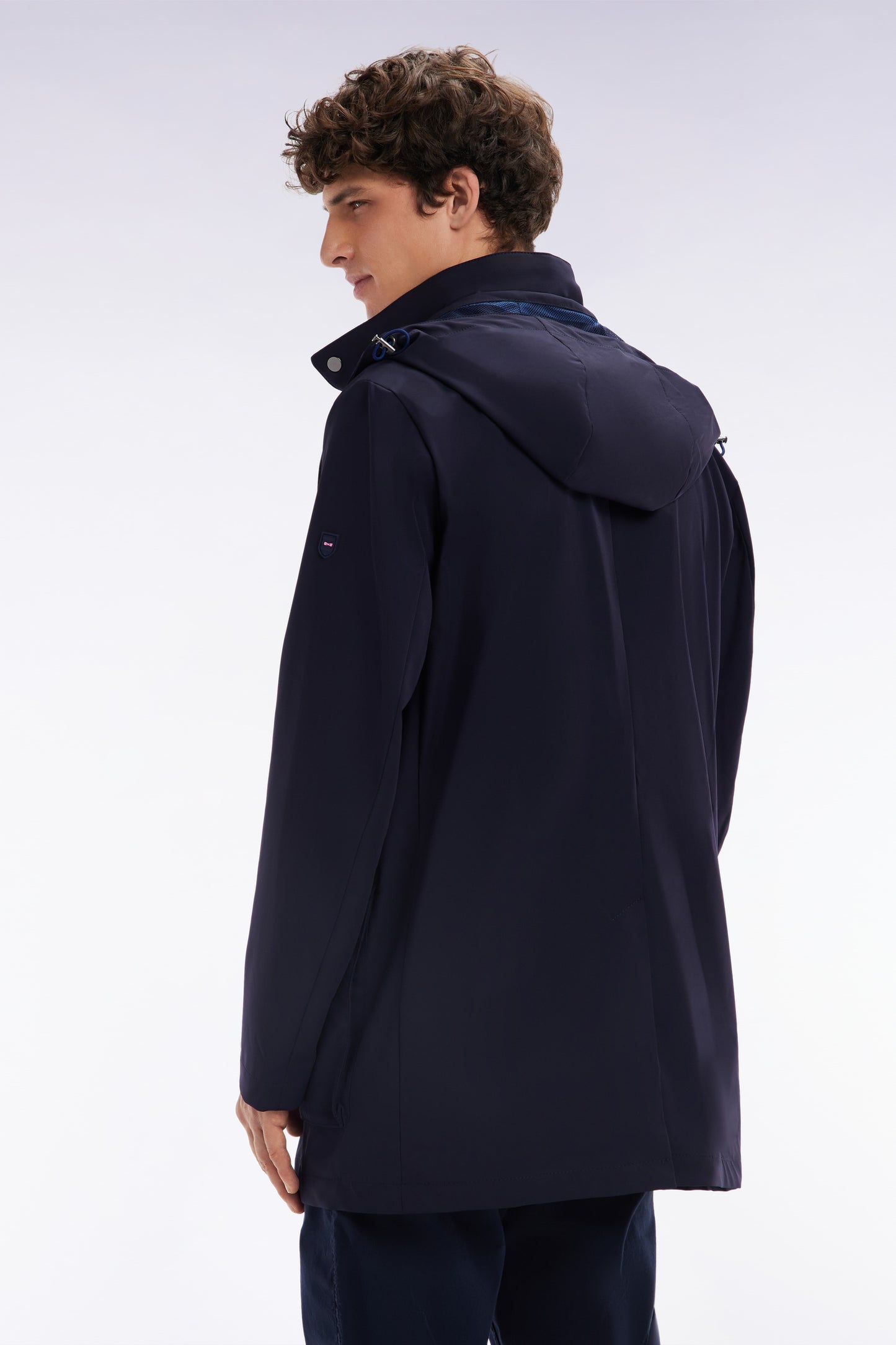 Parka à capuche bleu marine