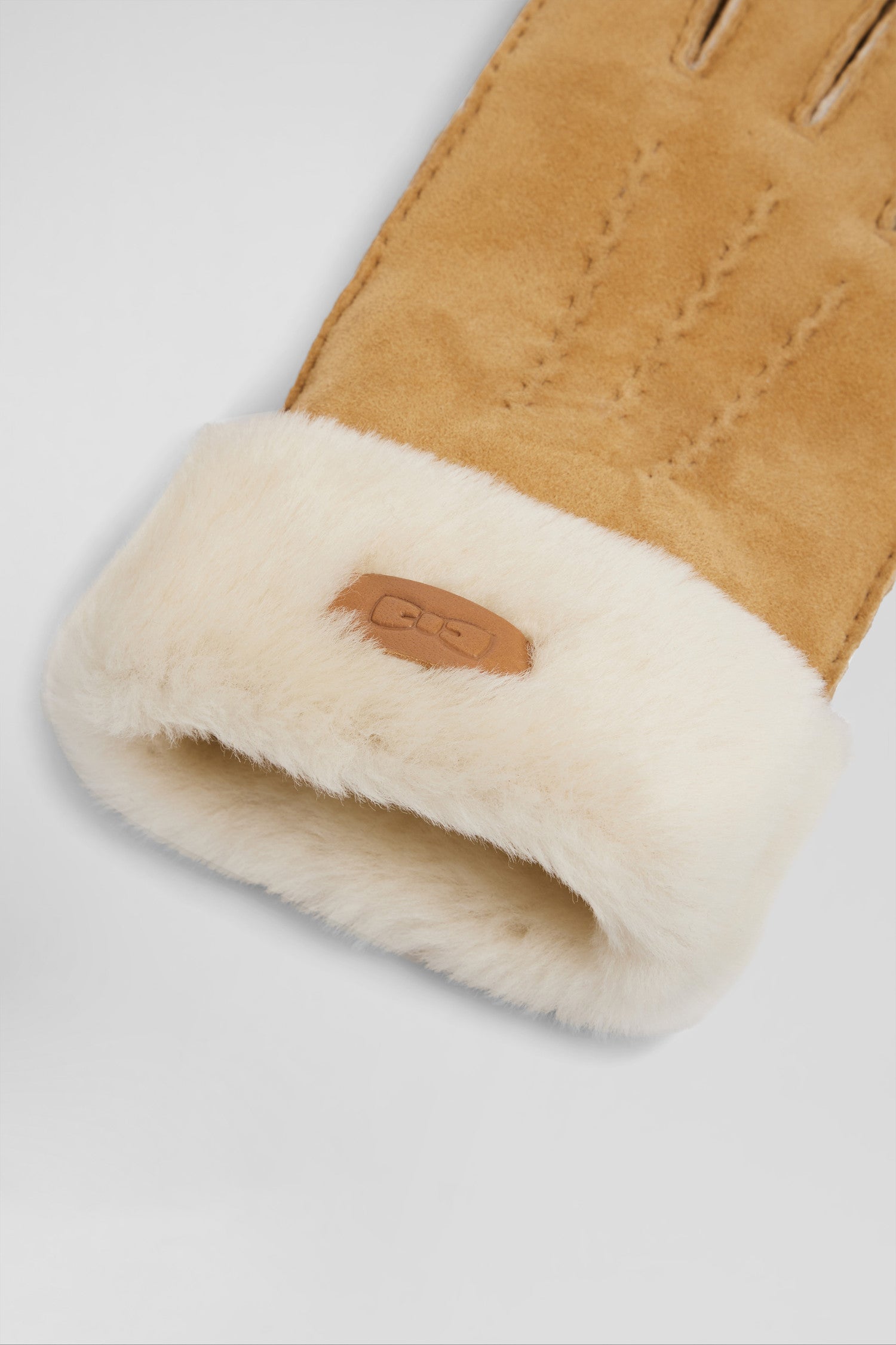 Paire de gant femme en cuir shearling camel