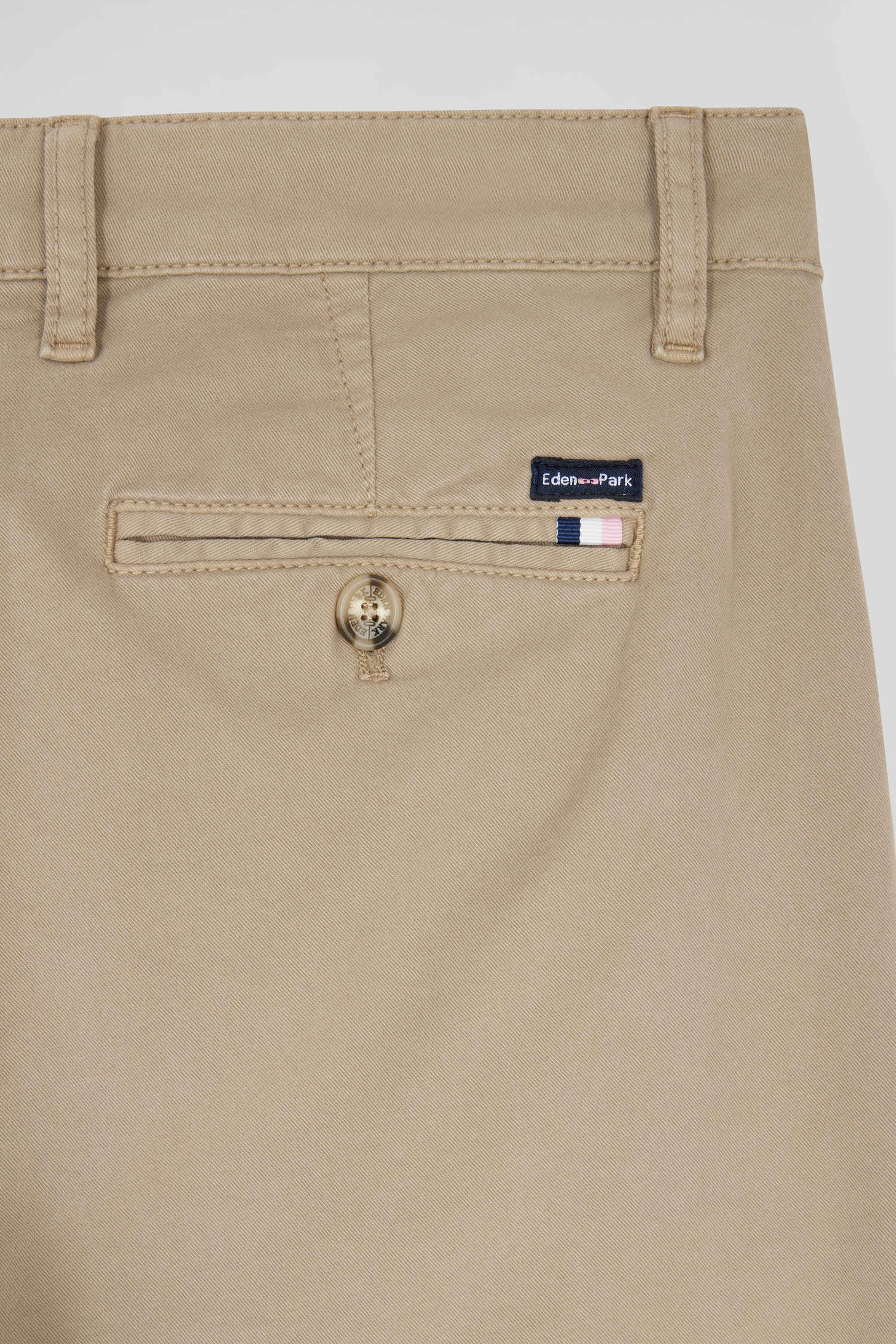 Pantalon chino beige en gabardine de coton stretch coupe Regular