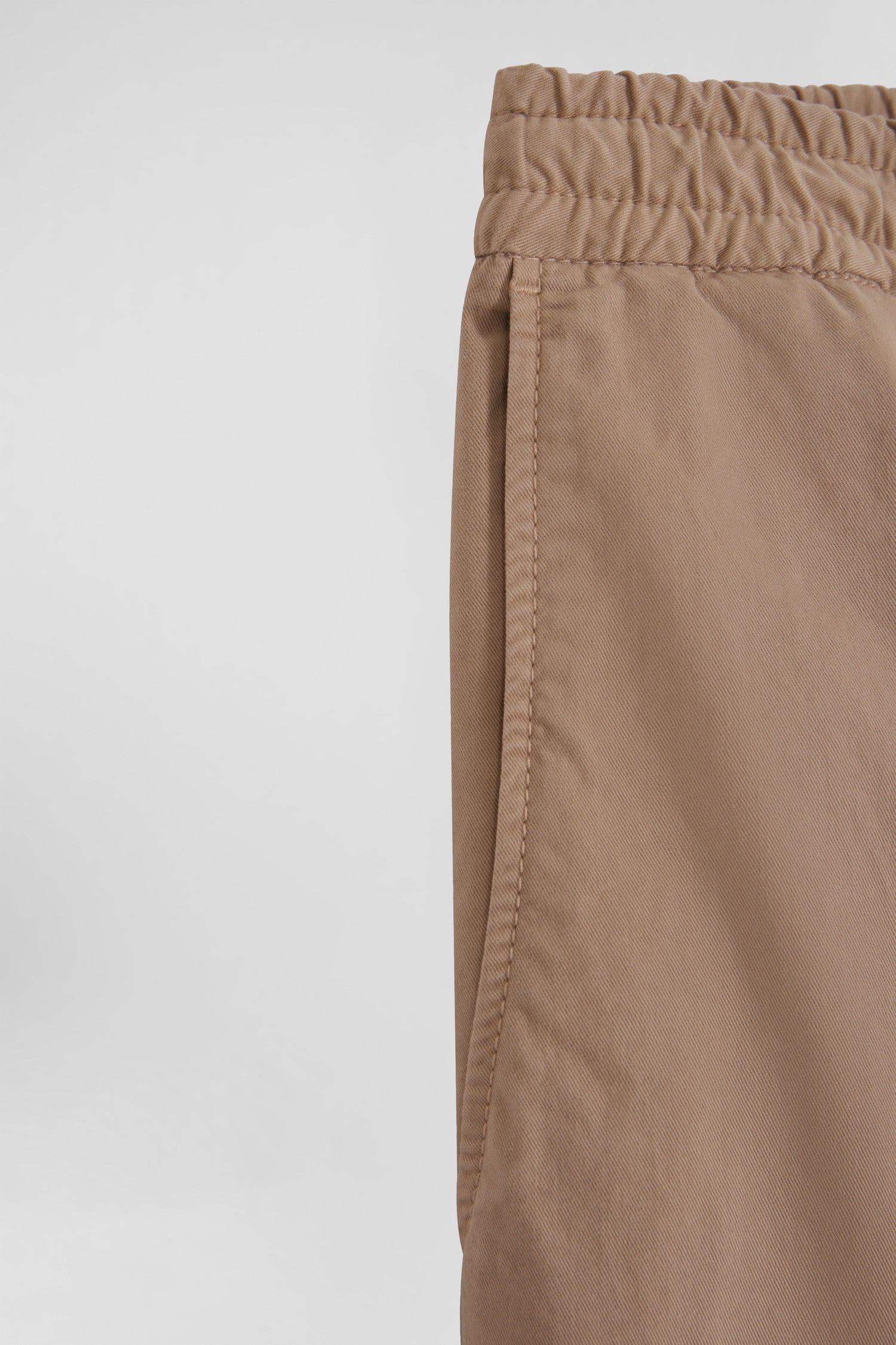 Pantalon taille élastique en coton stretch beige coupe Modern