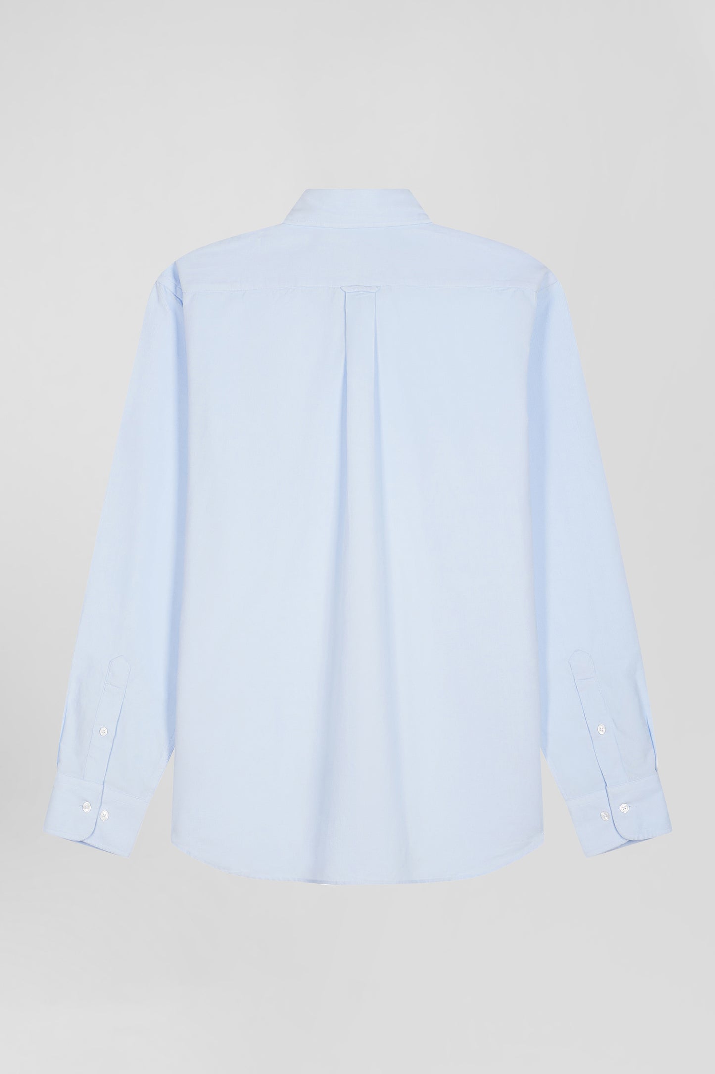 Chemise en coton uni ciel col boutonné et poche poitrine coupe Regular