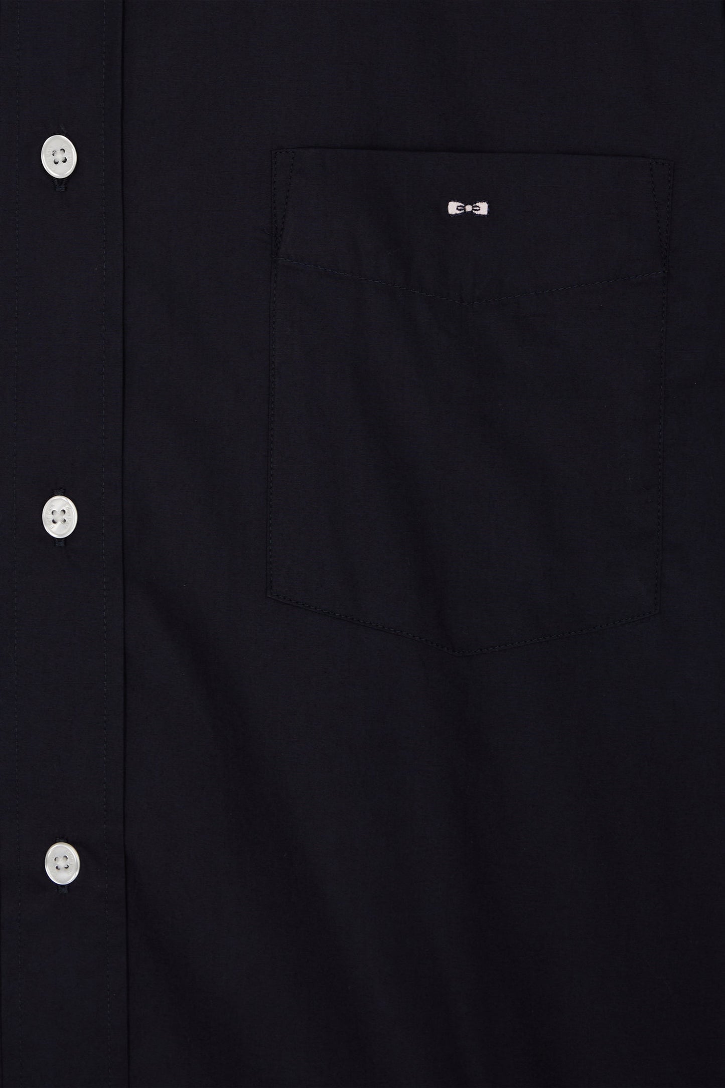 Regular navy blue cotton poplin shirt with button-down collar and printed elbow patches