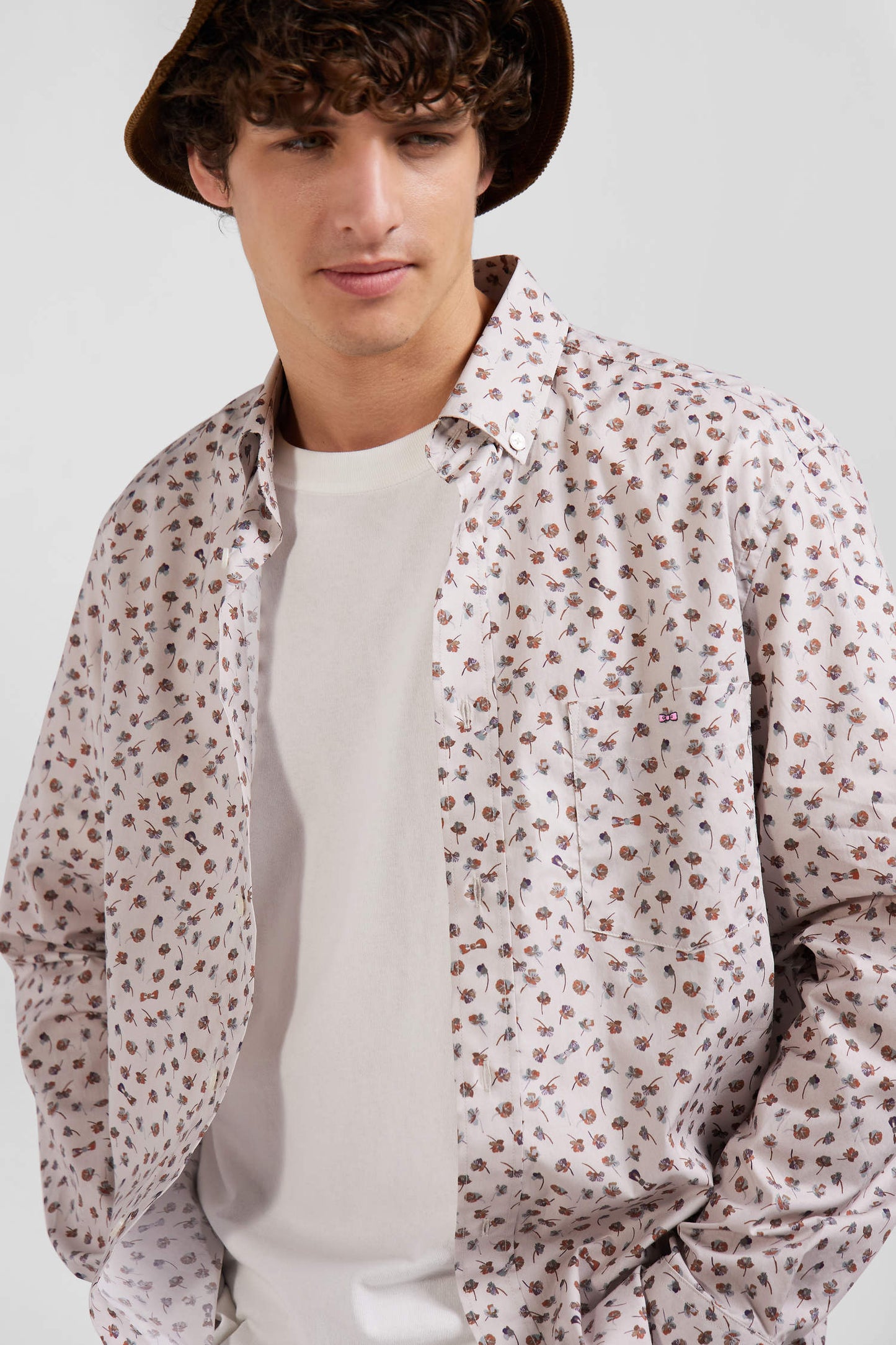 Regular beige cotton poplin shirt with microprint