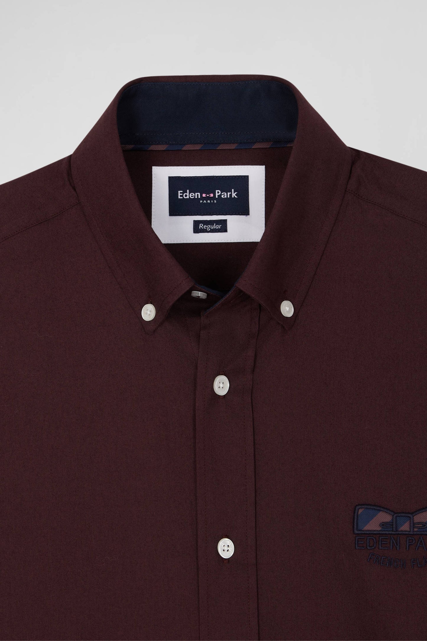 Chemise en coton Oxford bordeaux nœud papillon cerclé coupe Regular