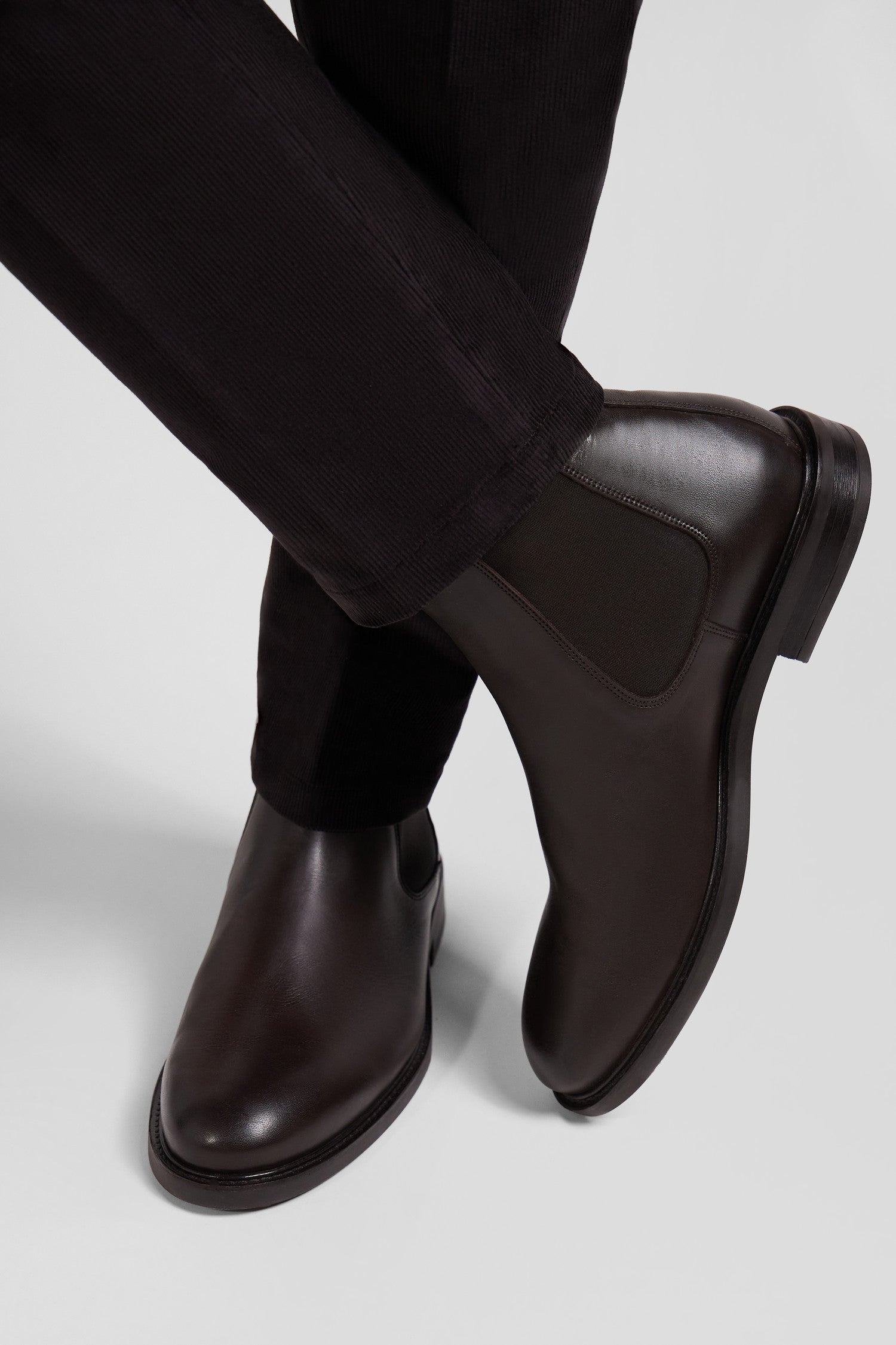 Brown leather Chelsea boots