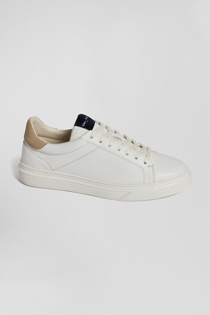 Paire de baskets basses en cuir blanc