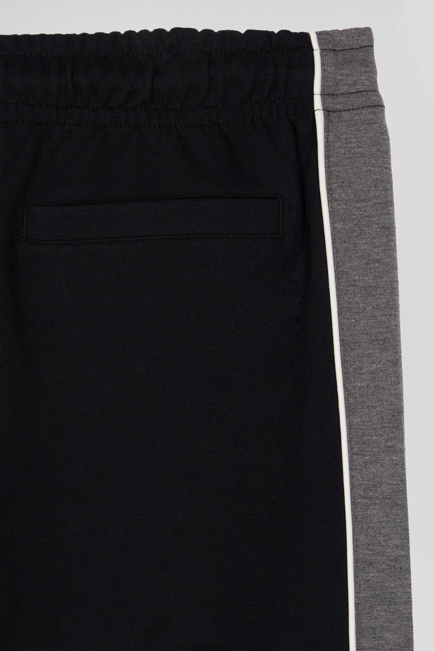 Pantalon jogging en coton mélangé noir coupe Regular passepoil jambes