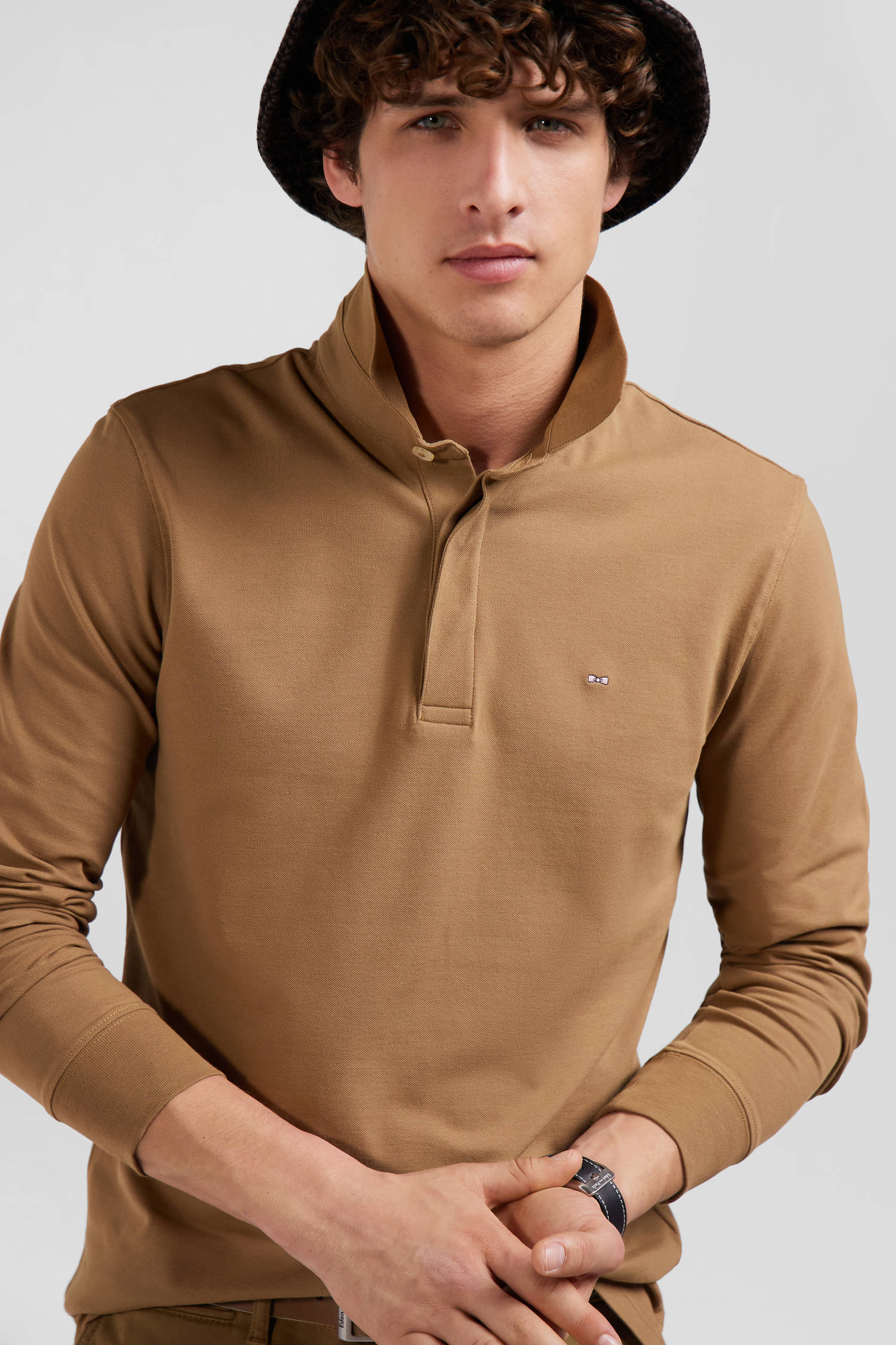 Polo manches longues en piqué coton camel coupe Slim