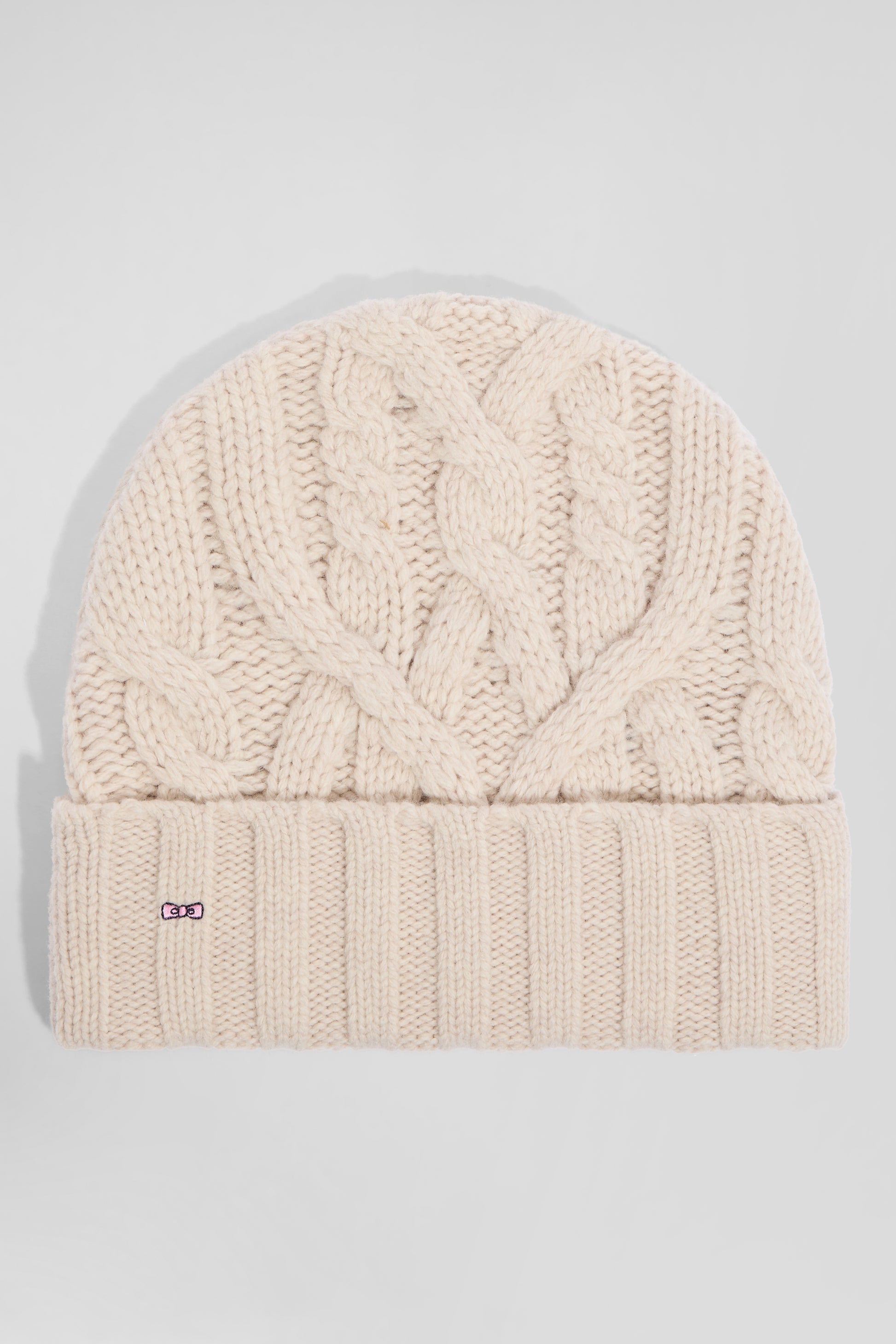 Ecru cable knitted wool beanie