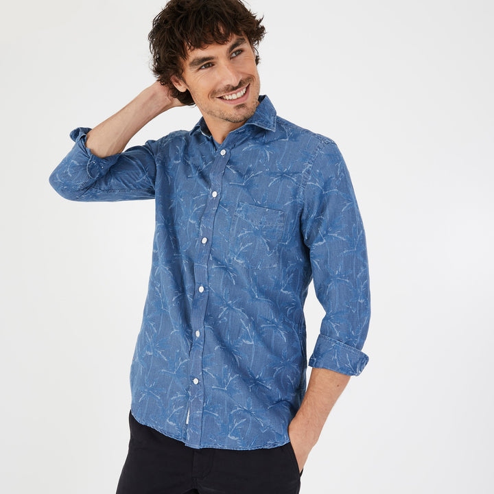Chemise bleue en coton à motif palmiers